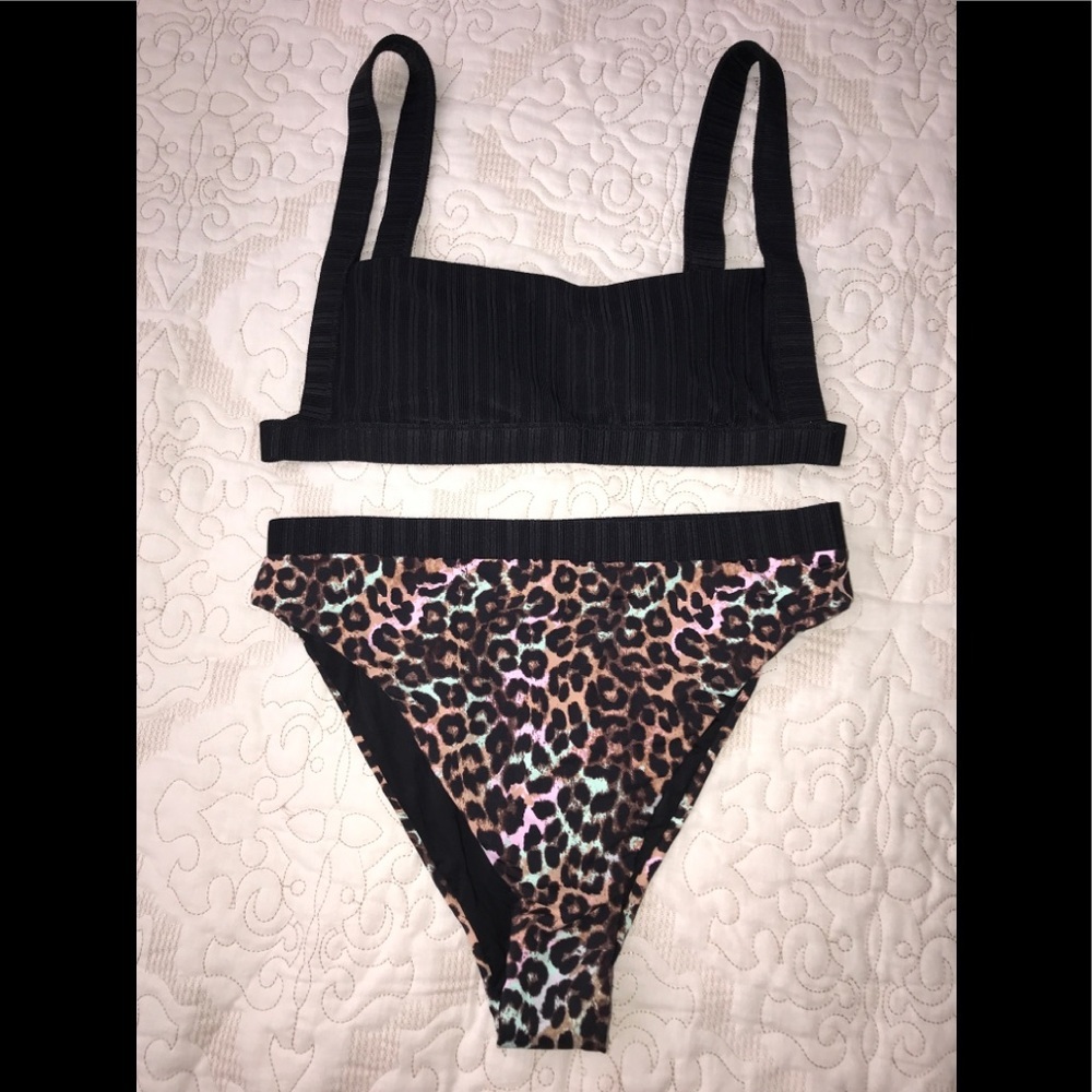 Dolce Vita 2 Piece Top (M)and Bottom (L)High Waist